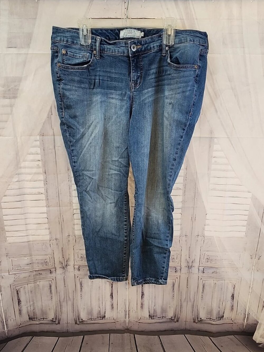Torrid Cropped Jeans
